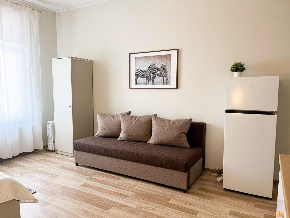 Cosy Apartment In Riga With Free Parking Exterior foto